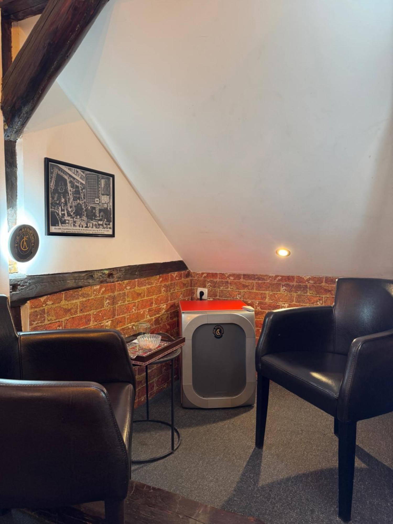 Pirocanac Rooms & Restaurant "Breakfast-Lunch-Dinner" Pirot Kültér fotó